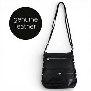 THE TREND black leather convertible crossbody backpack made in Italy